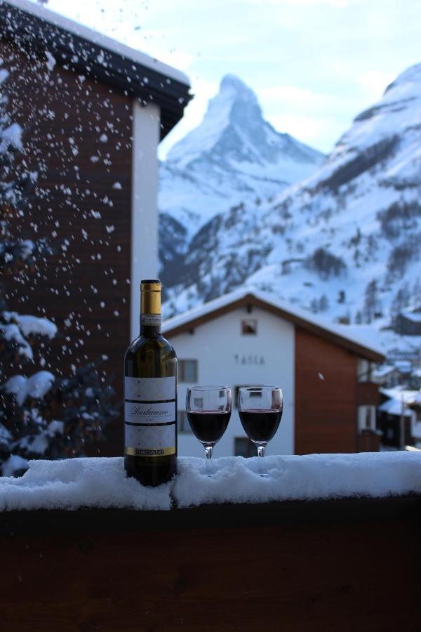 Haus Les Melezes C Apartamento Zermatt Exterior foto