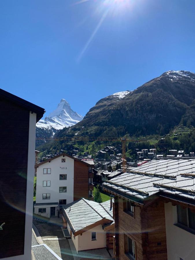 Haus Les Melezes C Apartamento Zermatt Exterior foto